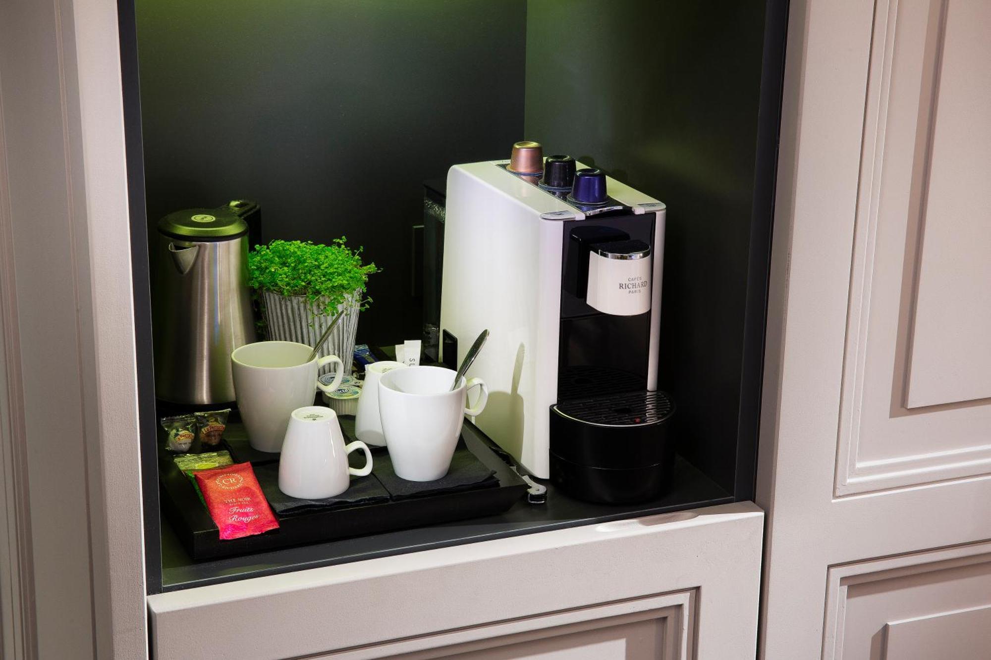 Le Marianne Hotel 4*